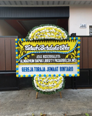 Papan Bunga Duka di Cimenerang